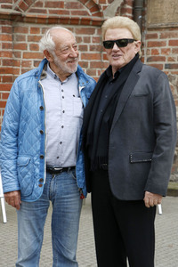 Pressetermin mit Heino und Dieter Hallervorden in Dessau