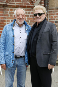 Pressetermin mit Heino und Dieter Hallervorden in Dessau
