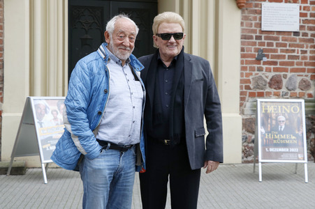 Pressetermin mit Heino und Dieter Hallervorden in Dessau