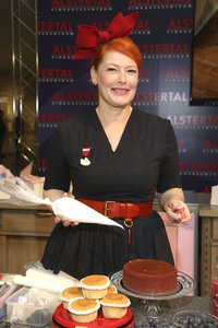 Enie van de Meiklokjes im AEZ Hamburg