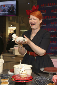 Enie van de Meiklokjes im AEZ Hamburg