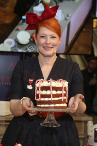 Enie van de Meiklokjes im AEZ Hamburg