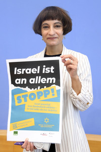 Bundespressekonferenz Antisemitismus stoppen in Berlin