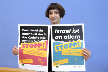 Bundespressekonferenz Antisemitismus stoppen in Berlin
