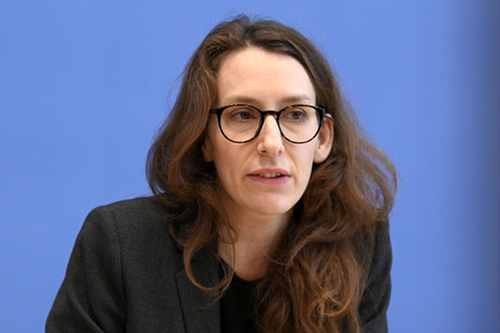 Bundespressekonferenz Antisemitismus stoppen in Berlin