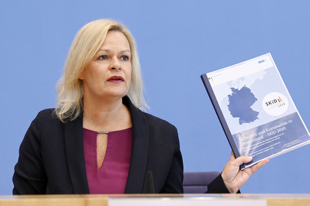 Bundespressekonferenz Sicherheit und Kriminalität in Deutschland in Berlin