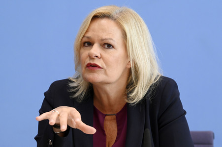 Bundespressekonferenz Sicherheit und Kriminalität in Deutschland in Berlin