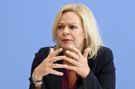 Bundespressekonferenz Sicherheit und Kriminalität in Deutschland in Berlin