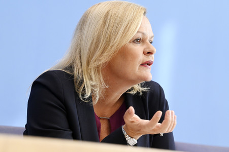 Bundespressekonferenz Sicherheit und Kriminalität in Deutschland in Berlin