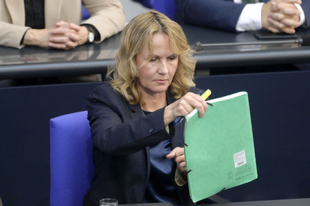 65. Sitzung des Deutschen Bundestages in Berlin