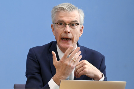 Bundespressekonferenz Vorstellung des Jahresgutachtens 2022/23 in Berlin