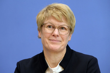 Bundespressekonferenz Vorstellung des Jahresgutachtens 2022/23 in Berlin