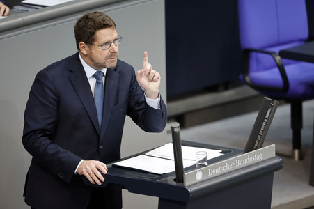 66. Sitzung des Deutschen Bundestages in Berlin