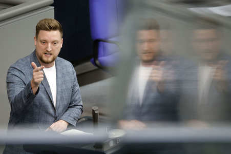 66. Sitzung des Deutschen Bundestages in Berlin