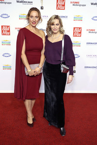 Goldene Bild der Frau 2022 in Hamburg