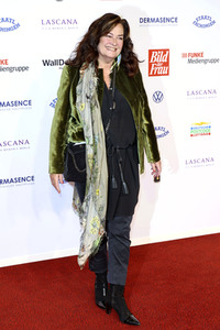 Goldene Bild der Frau 2022 in Hamburg