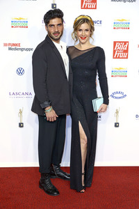 Goldene Bild der Frau 2022 in Hamburg