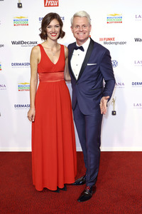 Goldene Bild der Frau 2022 in Hamburg