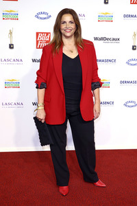 Goldene Bild der Frau 2022 in Hamburg