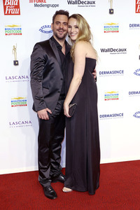 Goldene Bild der Frau 2022 in Hamburg