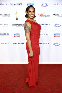 Goldene Bild der Frau 2022 in Hamburg