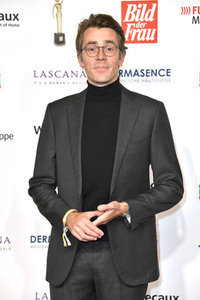 Goldene Bild der Frau 2022 in Hamburg