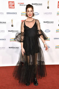 Goldene Bild der Frau 2022 in Hamburg