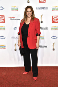 Goldene Bild der Frau 2022 in Hamburg