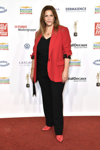 Goldene Bild der Frau 2022 in Hamburg