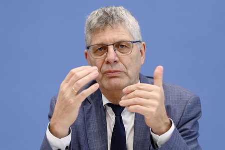 Bundespressekonferenz Bereinigungssitzung des Haushaltsausschusses in Berlin