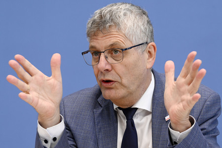Bundespressekonferenz Bereinigungssitzung des Haushaltsausschusses in Berlin