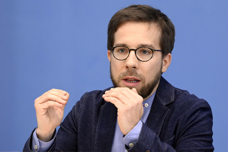 Bundespressekonferenz Bereinigungssitzung des Haushaltsausschusses in Berlin