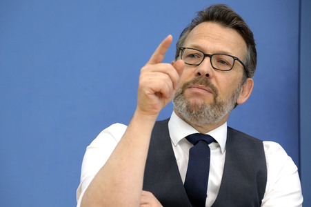 Bundespressekonferenz Bereinigungssitzung des Haushaltsausschusses in Berlin