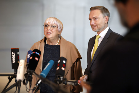 67. Sitzung des Deutschen Bundestages in Berlin