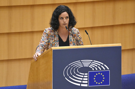 Plenartagung zum Ergebnis der Modernisierung des Vertrags über die Energiecharta im EU-Parlament in Brüssel