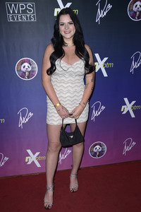 Prymrr's Geburtstagsparty in Los Angeles