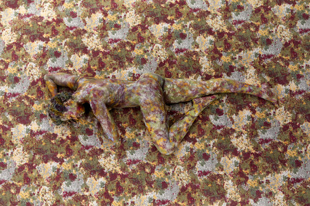 FARBKÖRPER Kalender 2023: Camouflage Art-Bodypainting
