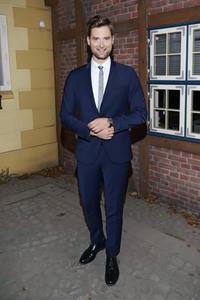 Fototermin zum Drehstart der 21. Staffel der ARD-Serie 'Rote Rosen' in Lüneburg