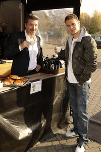 Fototermin zum Drehstart der 21. Staffel der ARD-Serie 'Rote Rosen' in Lüneburg