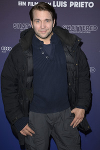 Filmpremiere 'Shattered - Gefährliche Affäre' in Berlin