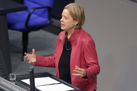 68. Sitzung des Deutschen Bundestages in Berlin