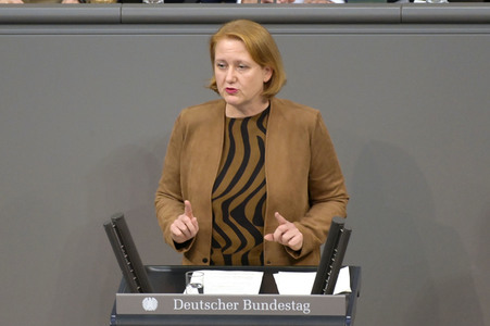 68. Sitzung des Deutschen Bundestages in Berlin