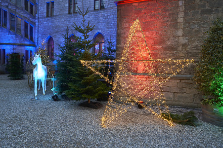 Wintermärchen auf Schloss Marienburg in Pattensen