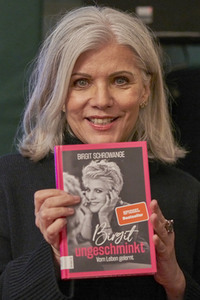Lesung von Birgit Schrowange in Bückeburg