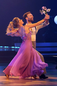 Tanzshow 'Let's Dance - Die Live-Tour 2022' in Hannover