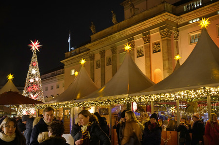 Weihnachtszauber 2022 an der Staatsoper in Berlin