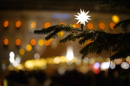 Weihnachtszauber 2022 an der Staatsoper in Berlin