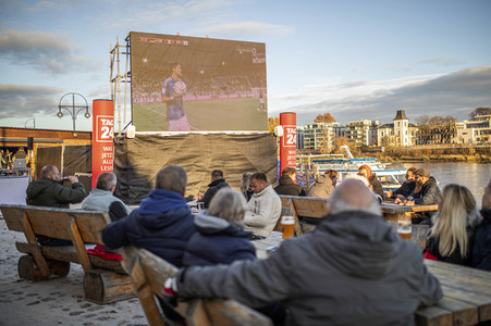 Public Viewing der FIFA Weltmeisterschaft 2022 in Magdeburg