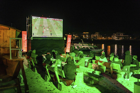 Public Viewing der FIFA Weltmeisterschaft 2022 in Magdeburg