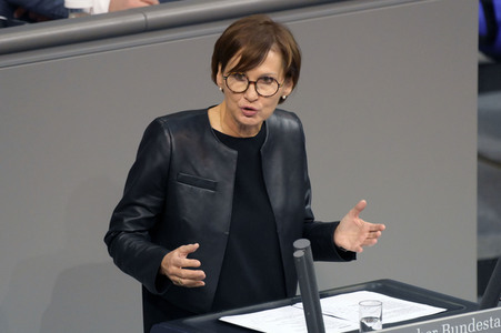 73. Sitzung des Deutschen Bundestages in Berlin